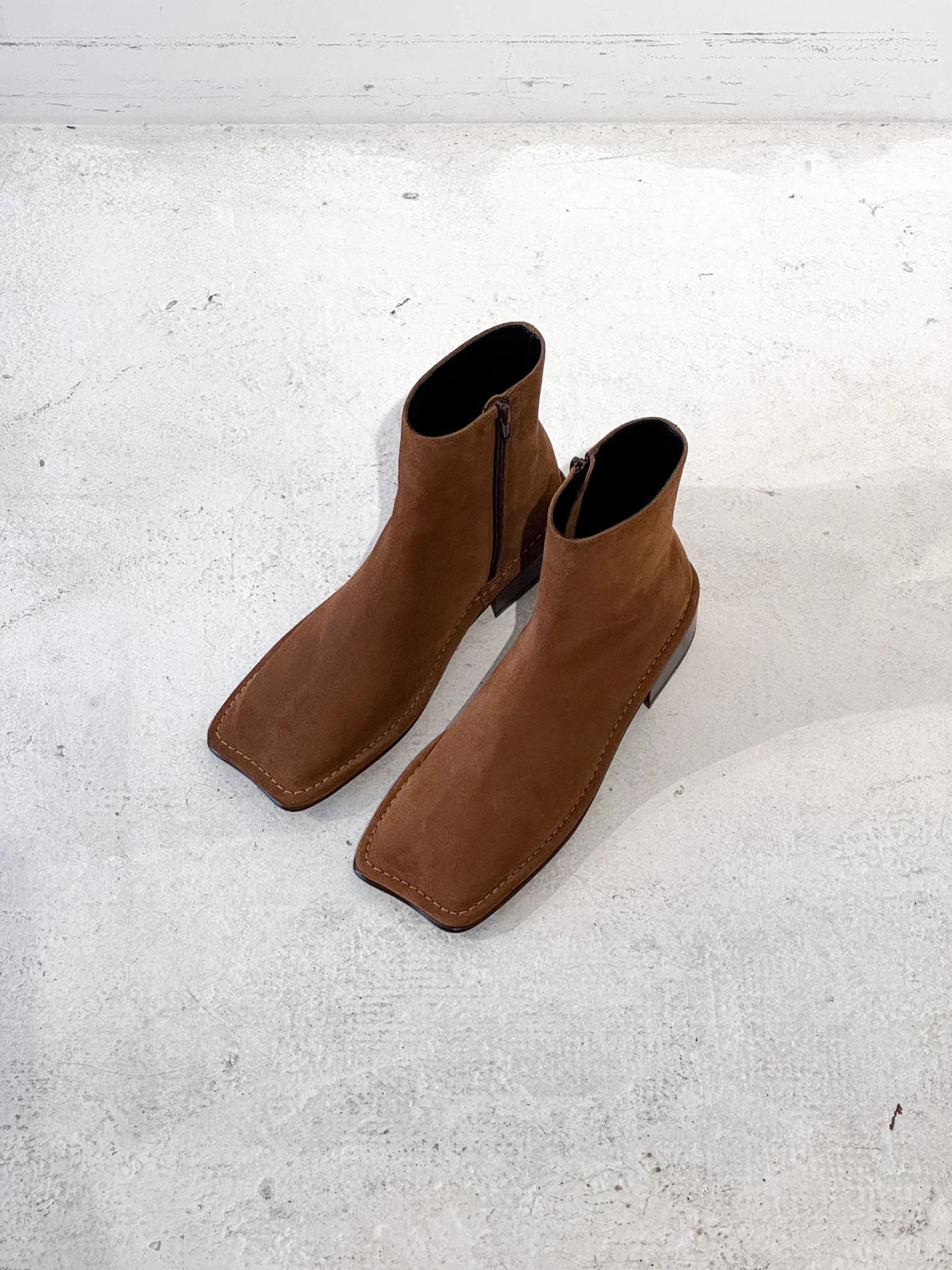 Hana Ankle Boots (Camel) - Image 3