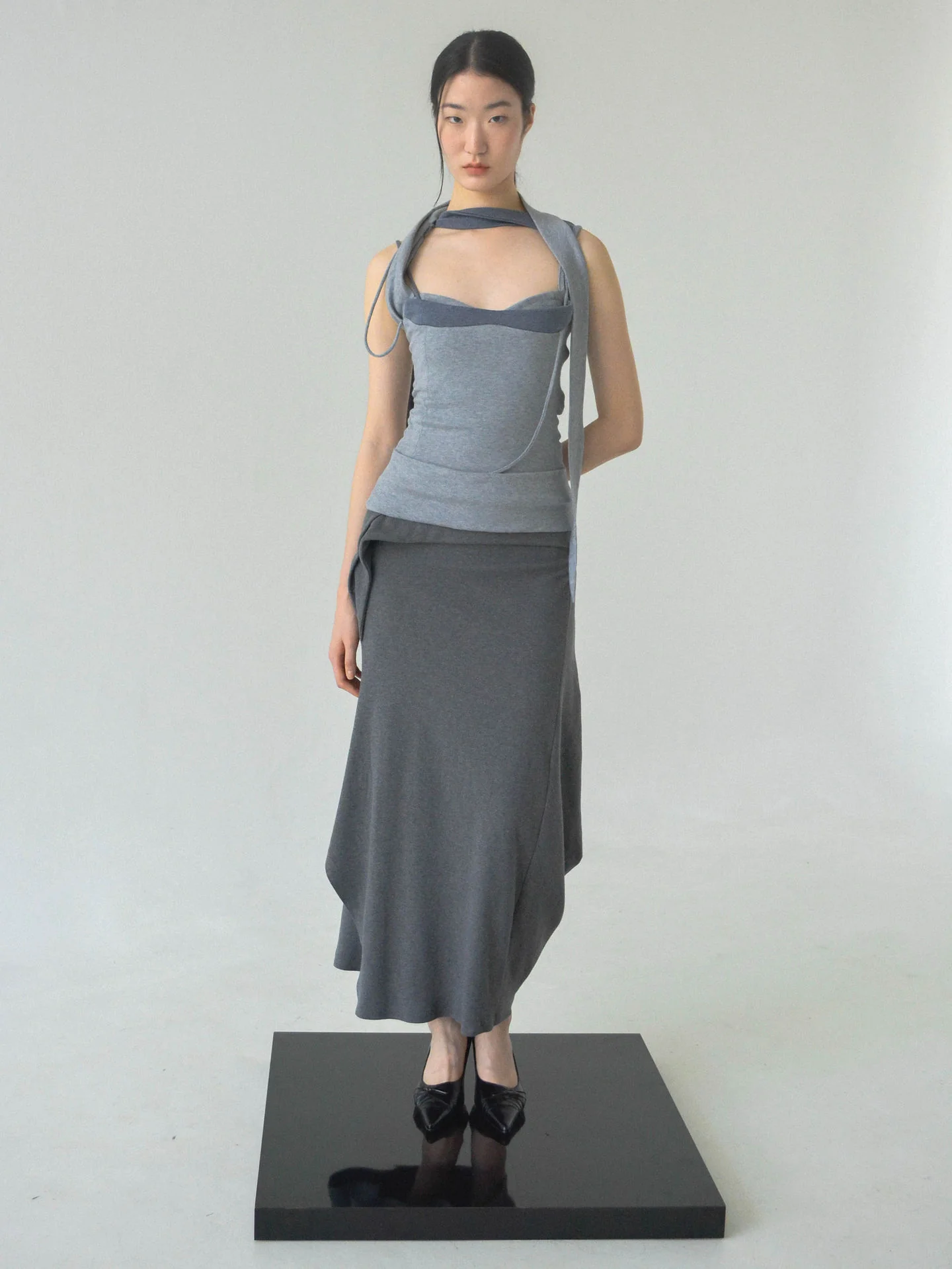 Hans Skirt (Gray) - Image 3