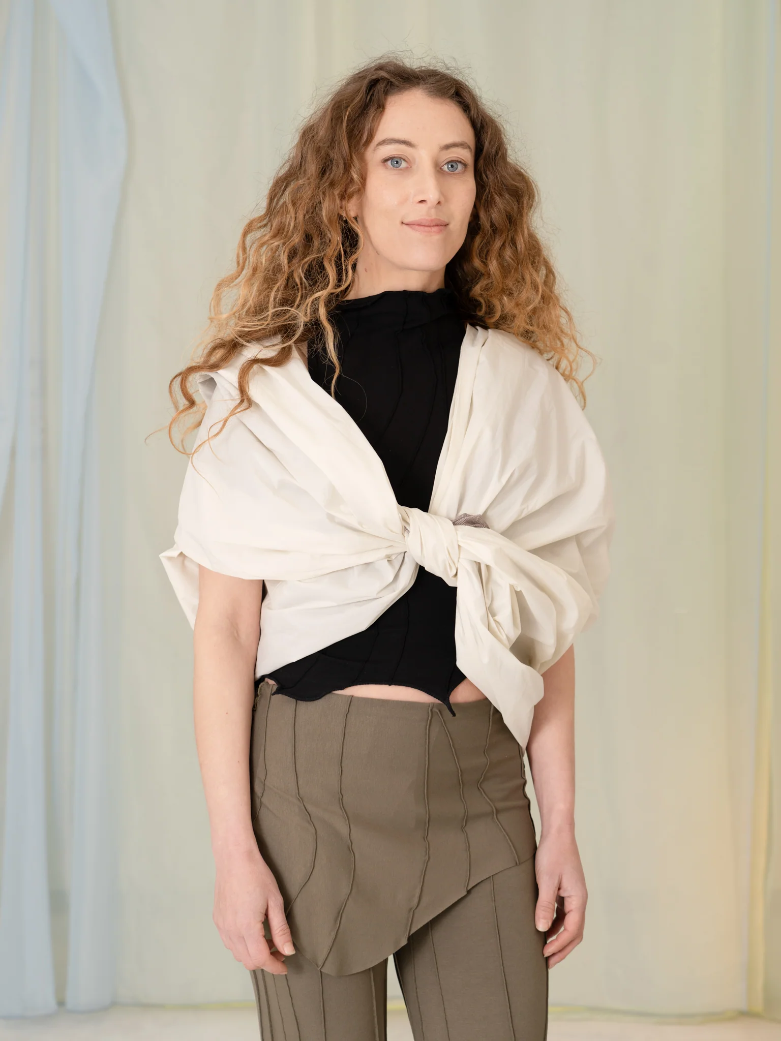 Bindle Hood Bag - Image 3